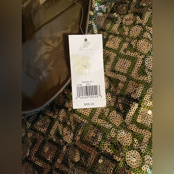 Banana Republic Green & Gold Geometric Sequined Skirt | 4 - Picture 4 of 8